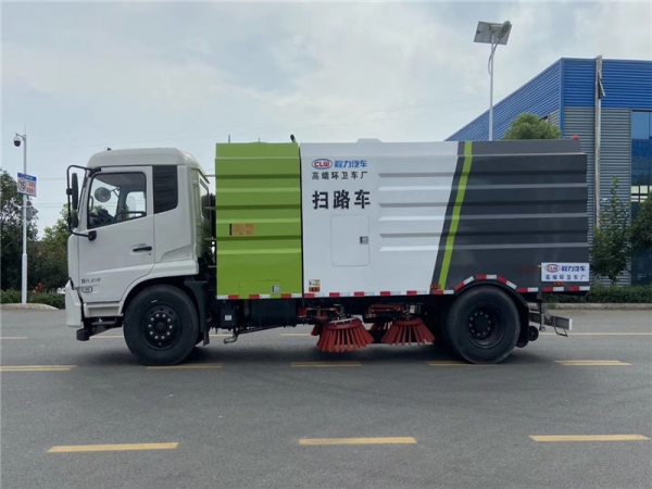 國(guó)六天錦16噸（4水8塵）掃路車