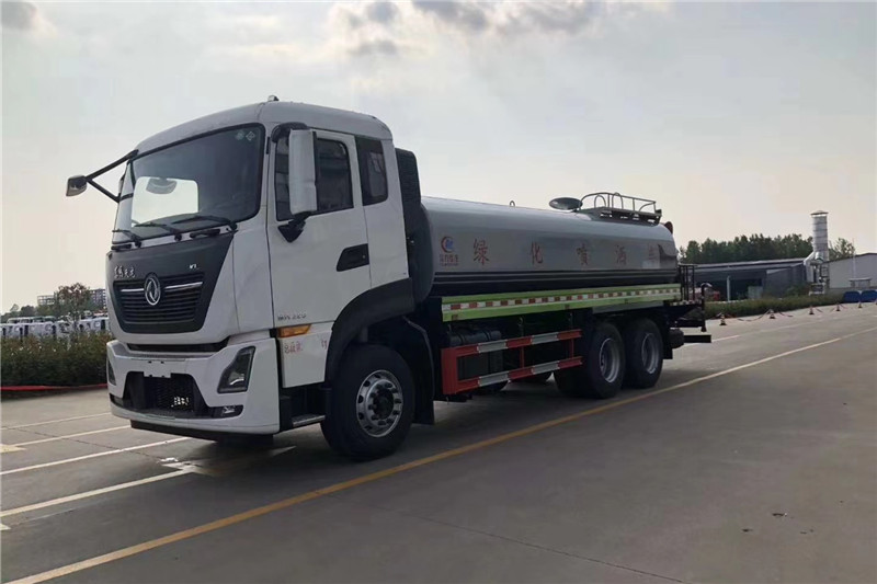 國(guó)六東風(fēng)天龍后八輪 20噸 噴霧車(chē)