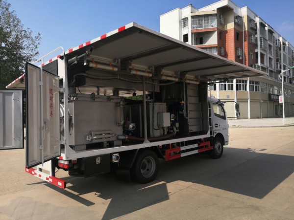 大多利卡吸污凈化車（雙疊螺機(jī))