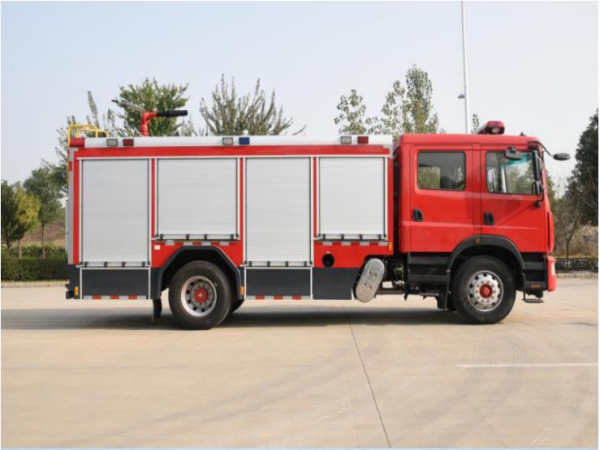 國六東風D9水罐消防車6噸