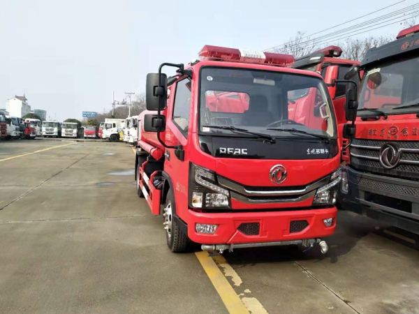 東風單排座消防灑水車4噸-4.5噸