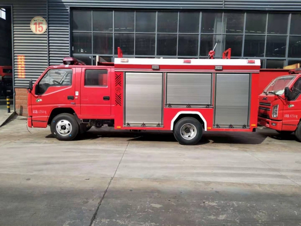 國六江鈴泡沫消防車2噸